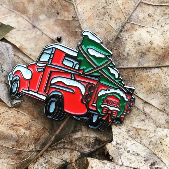 NEW Red Truck Christmas Tree Noel Enamel Pin - Picture 3 of 11